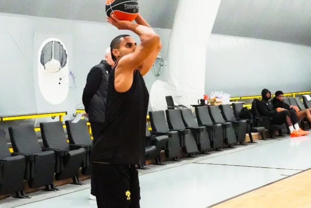 Νέο ρεκόρ ατυχίας! Εκτός μάχης (και) ο Κλαβέλ – Επέστρεψε ο Κουζμίνσκας